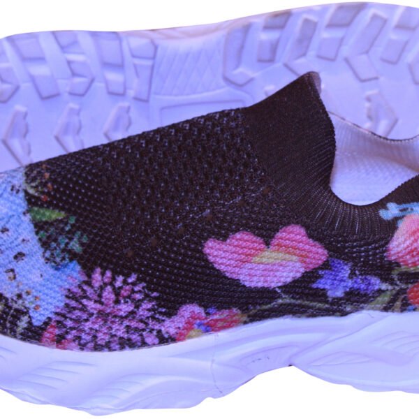 Skechers shoes - image 3