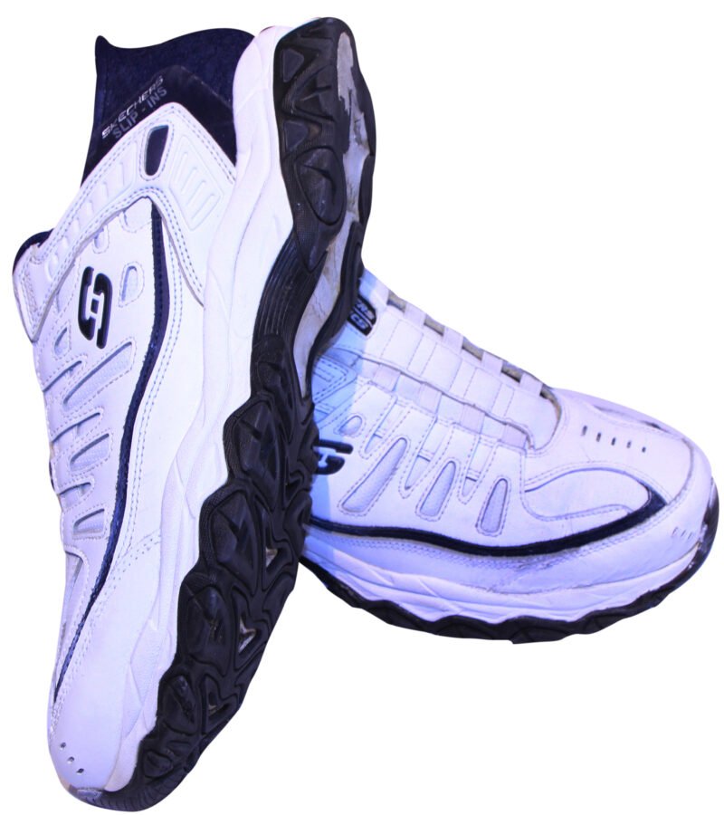 Skecher sohe