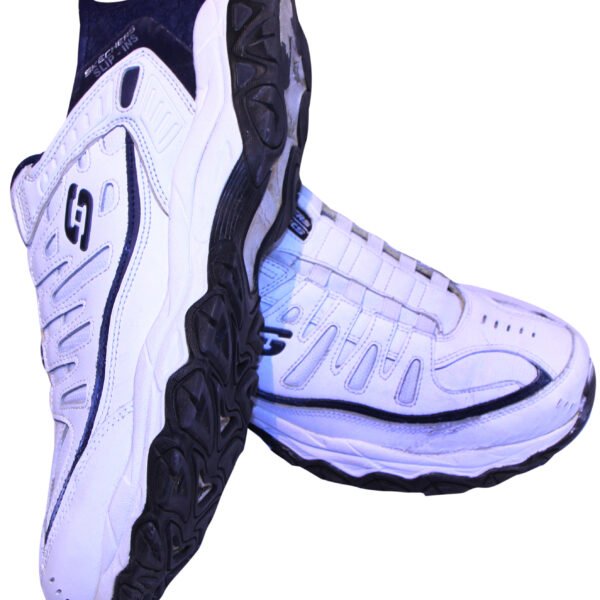 Skechers shoes - image 4