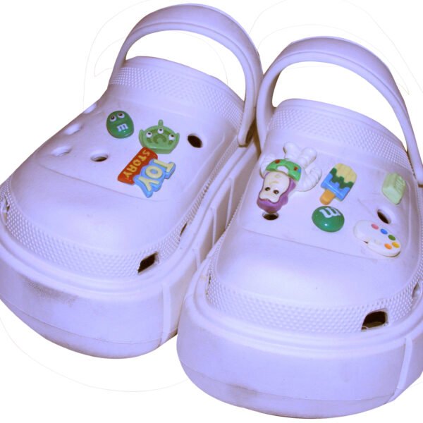 Crocs - image 2