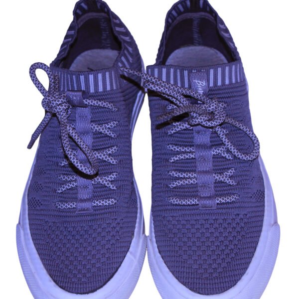 nike shoes - image 1