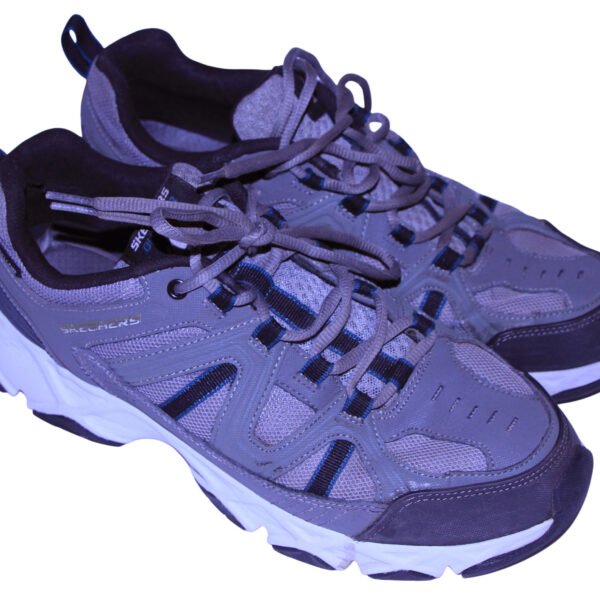 Skechers shoes - image 1