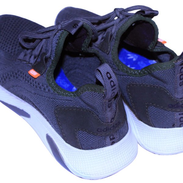 Addidass shoes - image 4