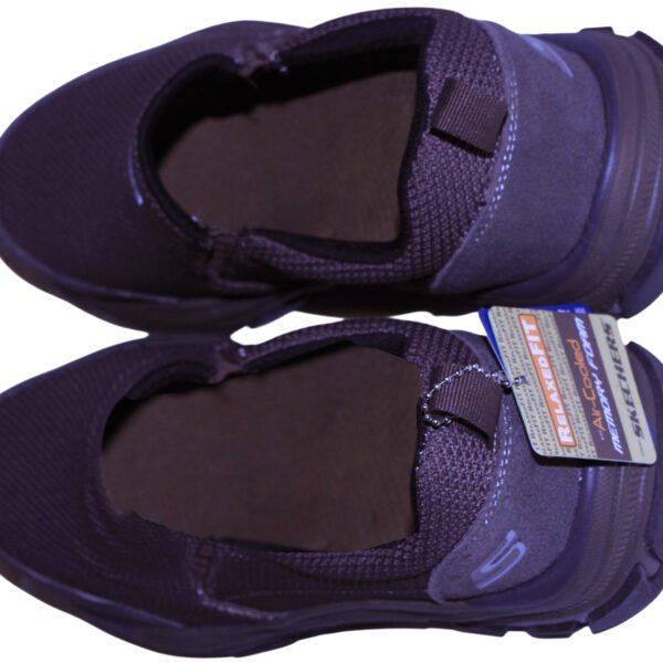 Skechers shoes - image 5