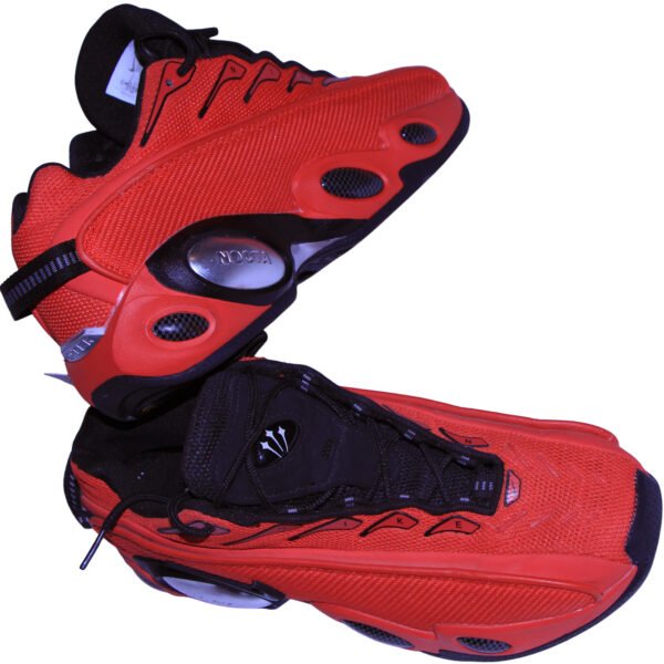 Nike shoes - image 2