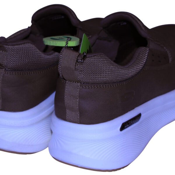 Skechers shoes - image 5