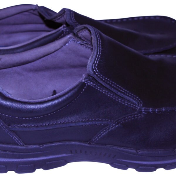 Skechers shoes - image 4